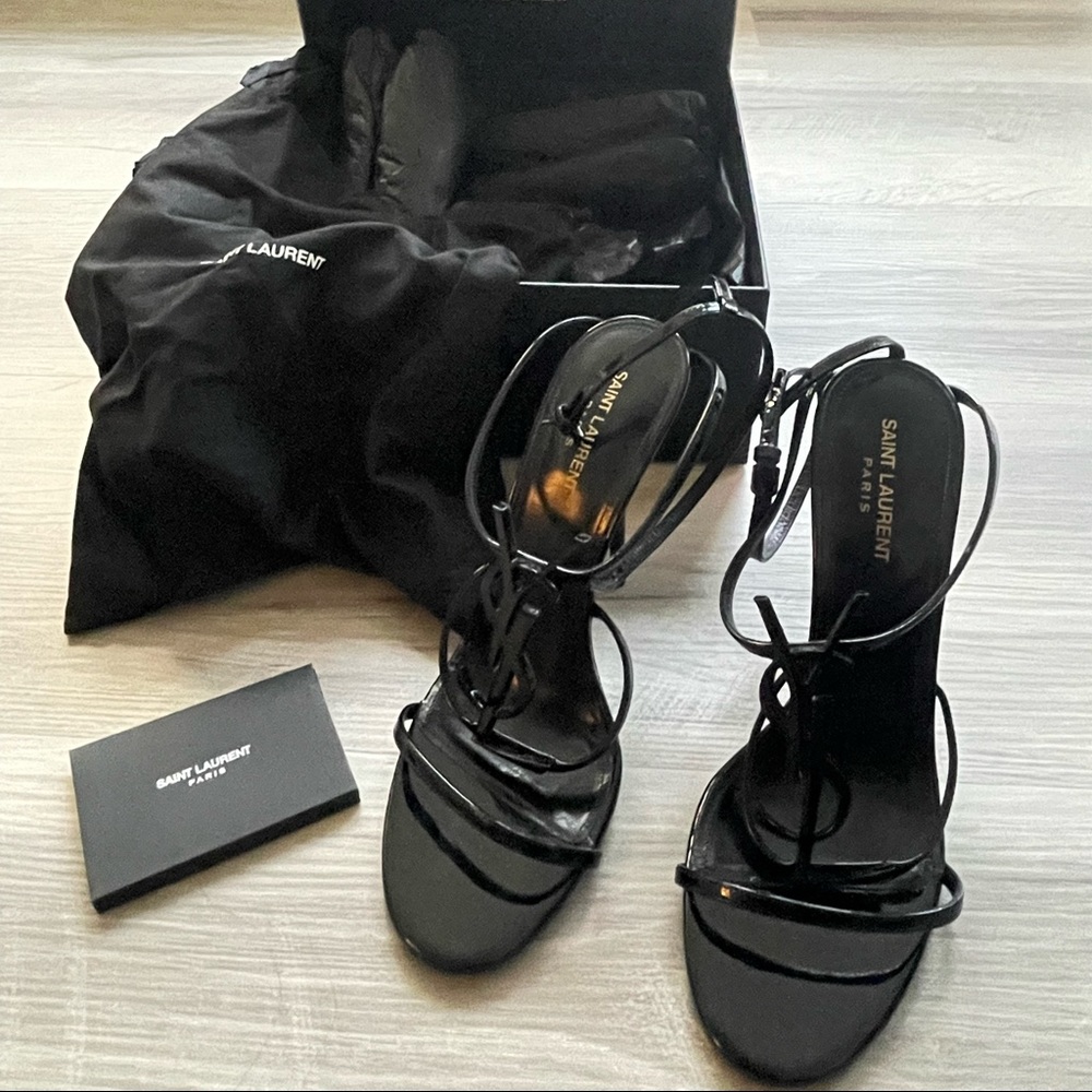 10.5 (40+)Saint Laurent Sandals Black Patent Leather and with Black Monogram